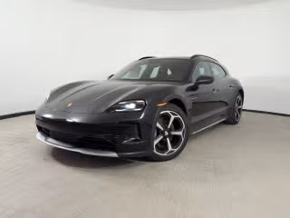 2025 Porsche Taycan 4 Cross Turismo's photo