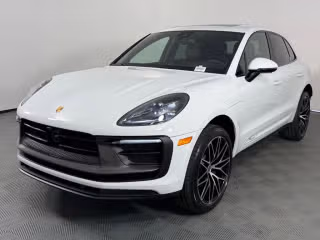 2026 Porsche Macan T's photo