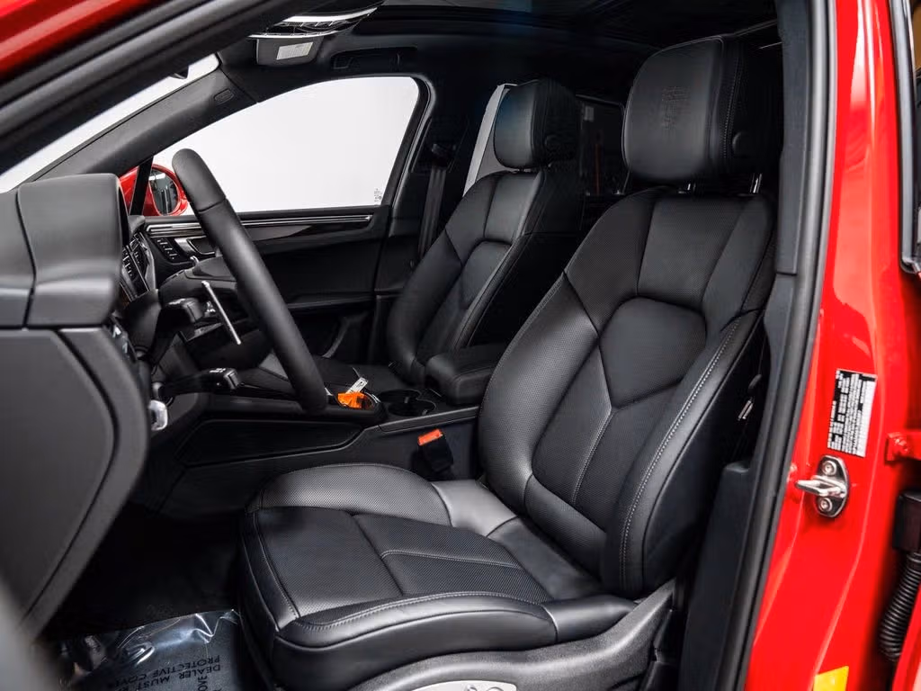 2026 Porsche Macan Base - Photo 36