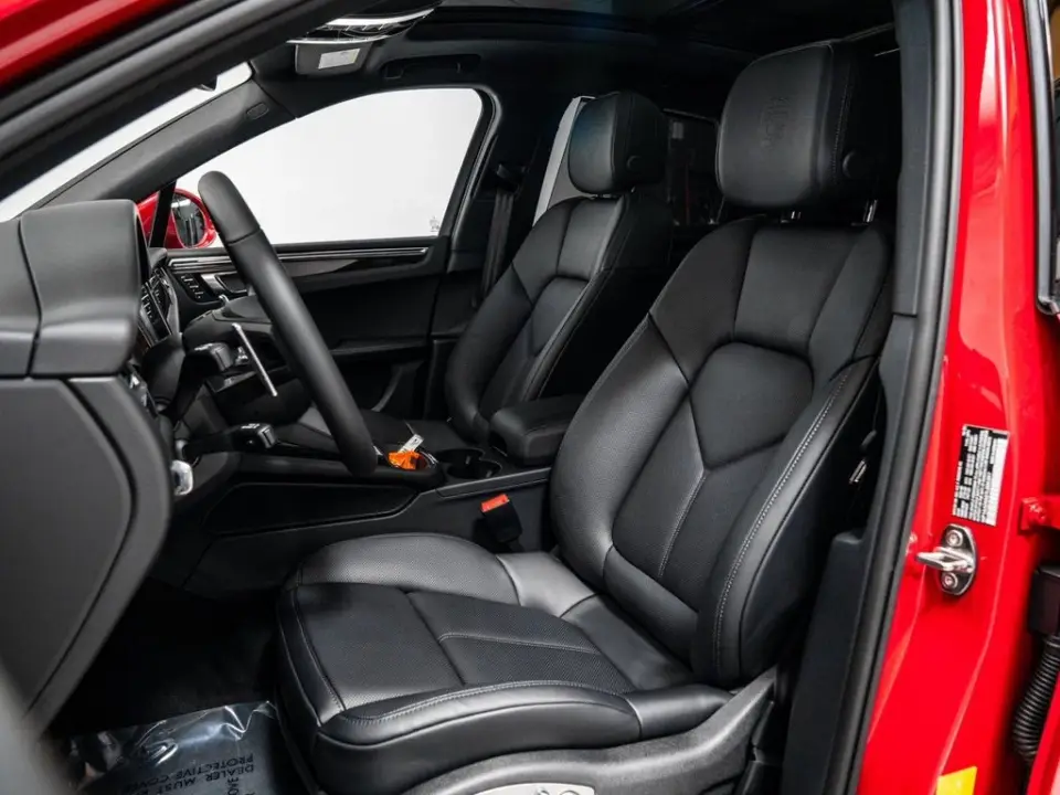 2026 Porsche Macan Base - Photo 39