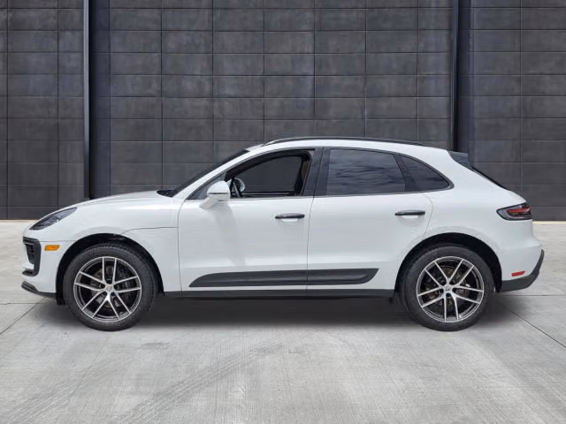 2026 Porsche Macan Base - Photo 10