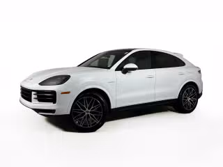 2026 Porsche Cayenne E-Hybrid's photo