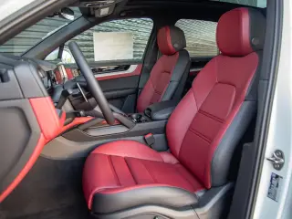 2026 Porsche Cayenne Base - Photo 37
