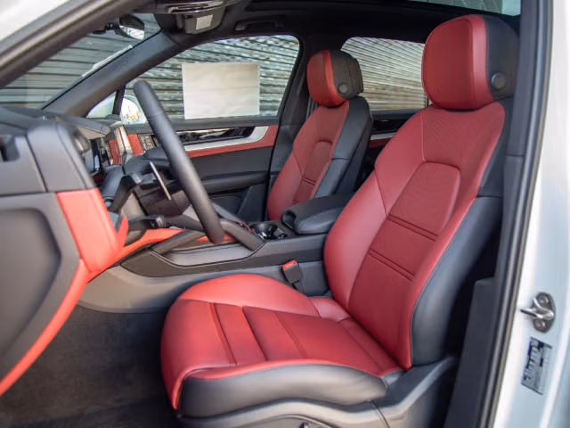 2026 Porsche Cayenne Base - Photo 34