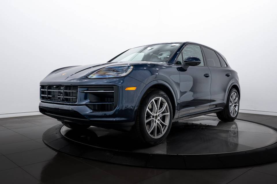 2026 Porsche Cayenne Base