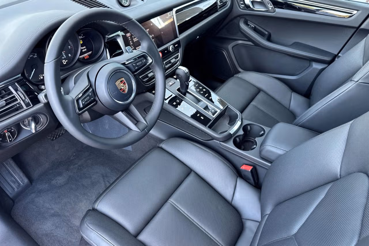 2026 Porsche Macan Base - Photo 28