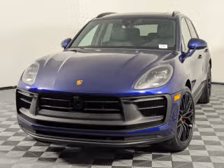 2025 Porsche Macan GTS's photo