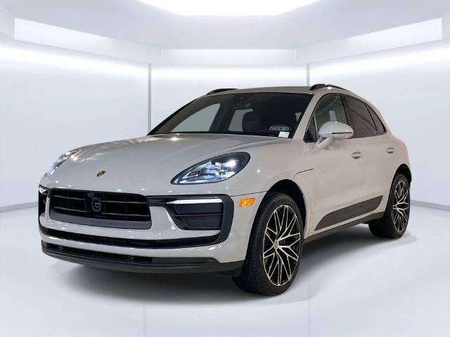 2026 Porsche Macan T