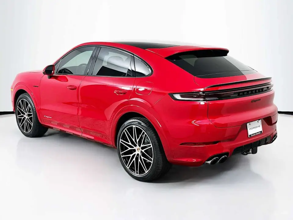 2026 Porsche Cayenne Coup E-Hybrid - Photo 23