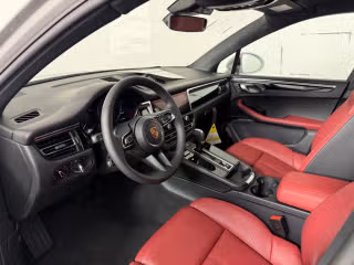 2026 Porsche Macan Base - Photo 25