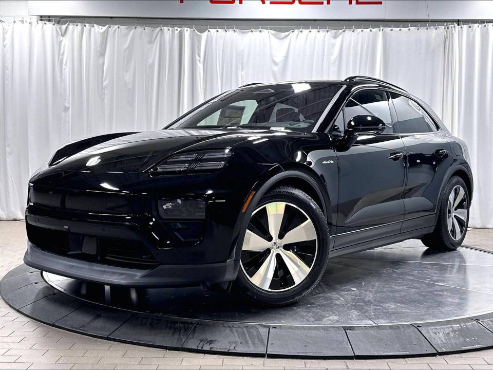 2026 Porsche Macan