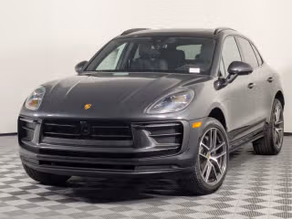 2025 Porsche Macan's photo