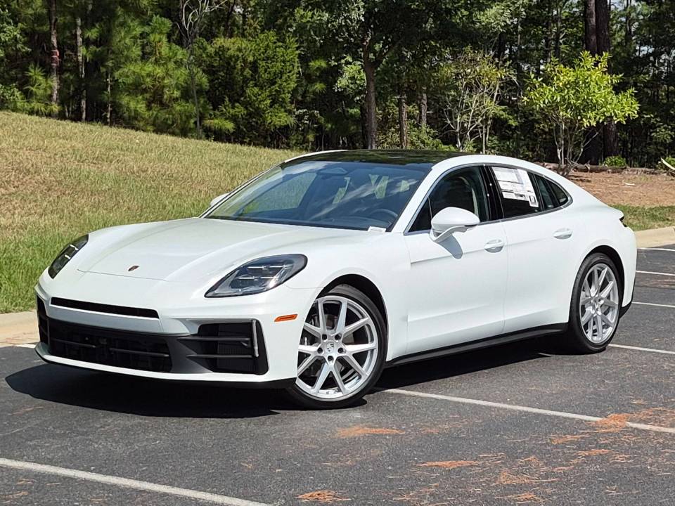 2026 Porsche Panamera Base