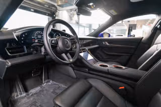 2025 Porsche Taycan Turbo - Photo 25
