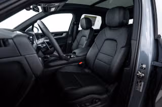 2026 Porsche Cayenne S E-Hybrid - Photo 33