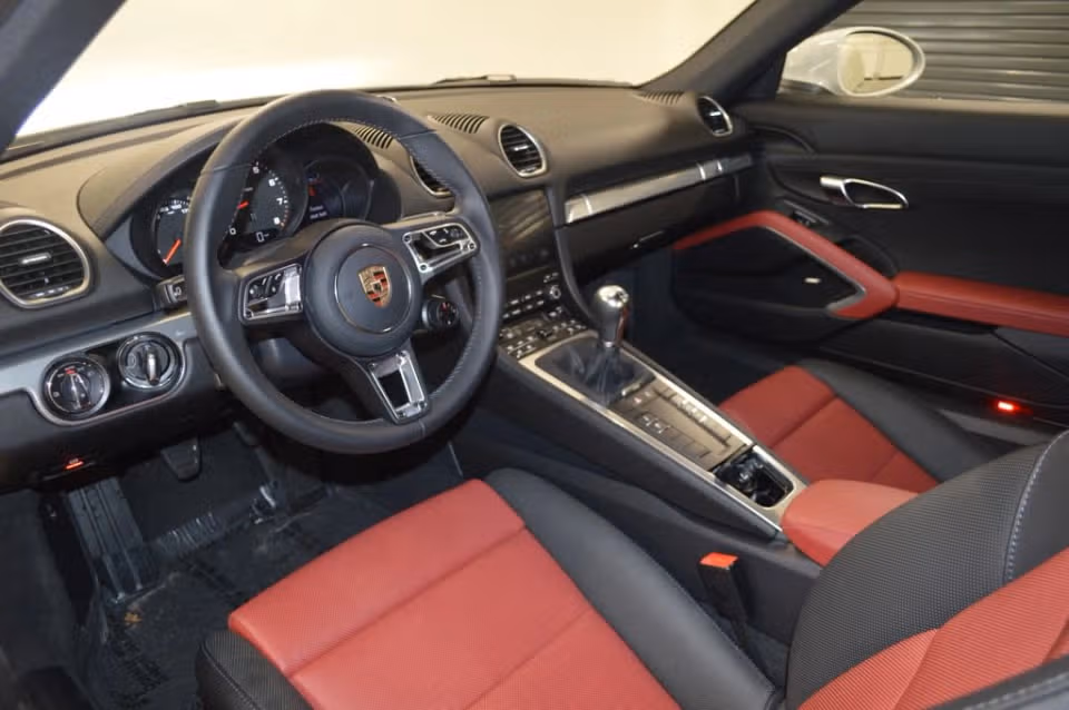 2025 Porsche 718 Style Edition - Photo 27