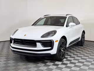2026 Porsche Macan's photo