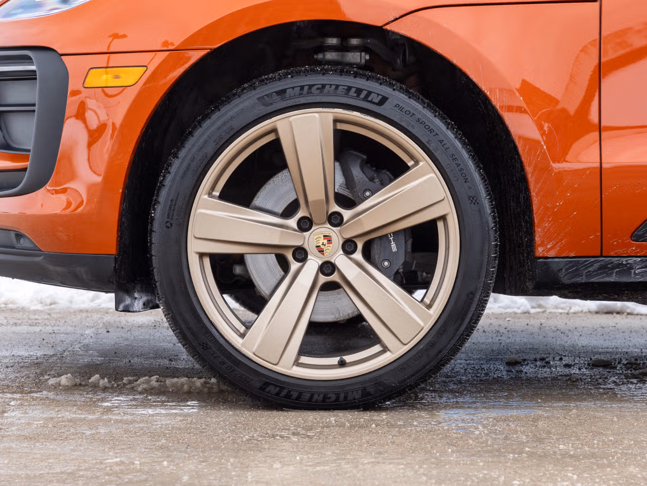 2024 Porsche Macan (MY24)