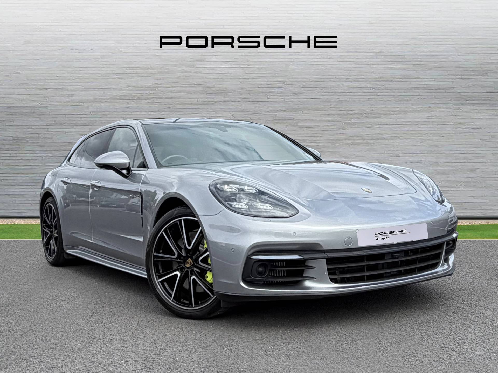 Panamera 4 E-Hybrid Sport Turismo, photo 1 of 31