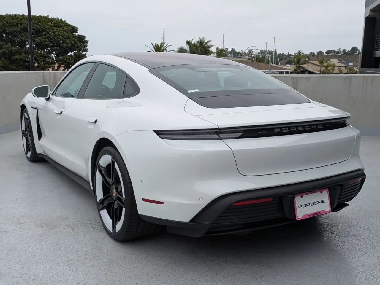 2025 Porsche Taycan Base - Photo 24