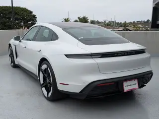 2025 Porsche Taycan Base - Photo 21