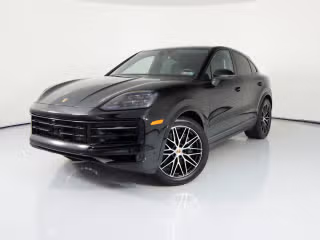 2025 Porsche Cayenne -'s photo