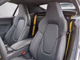 2026 Porsche 911 GTS - Photo 33