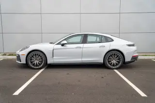 2026 Porsche Panamera Base - Photo 13