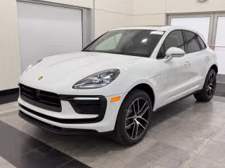 2026 Porsche Macan -'s photo