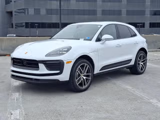 2026 Porsche Macan's photo