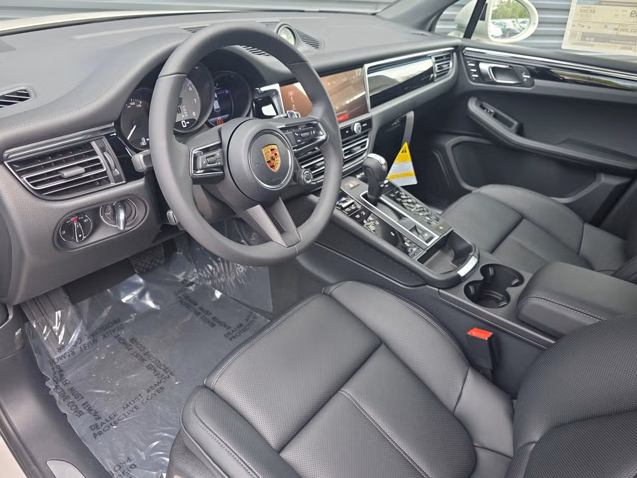 2026 Porsche Macan S - Photo 28