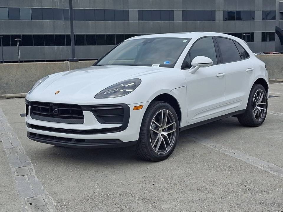 2026 Porsche Macan