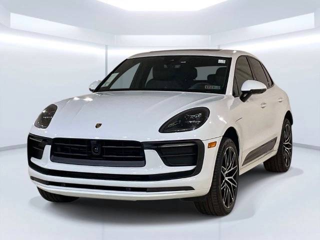 2026 Porsche Macan T