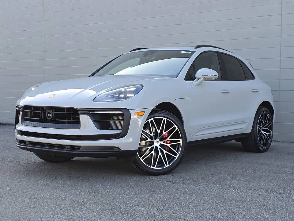 2026 Porsche Macan