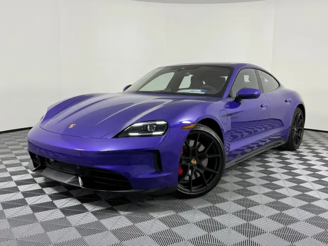 2026 Porsche Taycan GTS - Photo 6