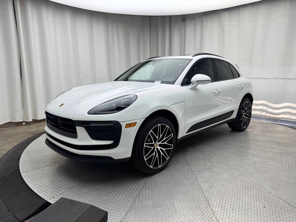 2026 Porsche Macan