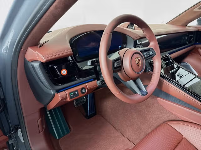 2026 Porsche Panamera 4 E-Hybrid - Photo 26
