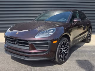 2026 Porsche Macan -'s photo