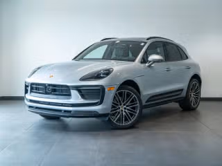 2026 Porsche Macan T's photo