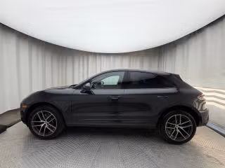 2026 Porsche Macan Base - Photo 9
