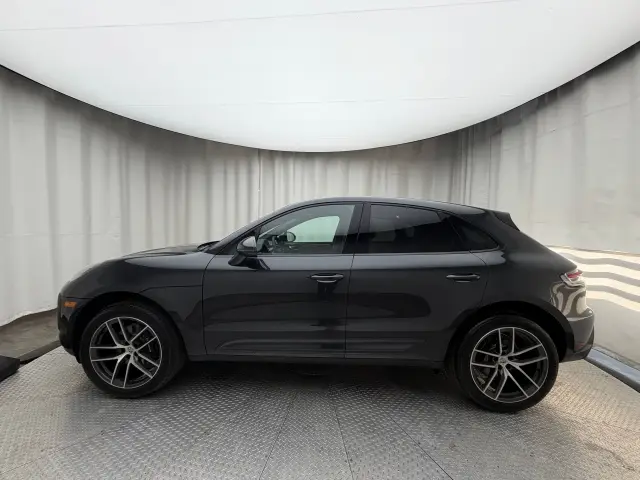 2026 Porsche Macan Base - Photo 14