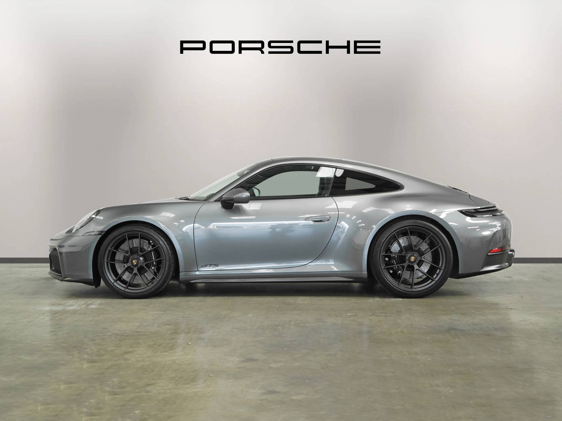 911 Carrera GTS, photo 2 of 35