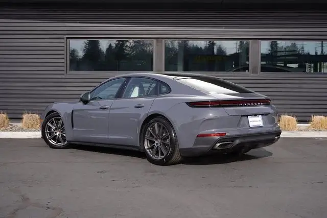 2026 Porsche Panamera Base - Photo 24