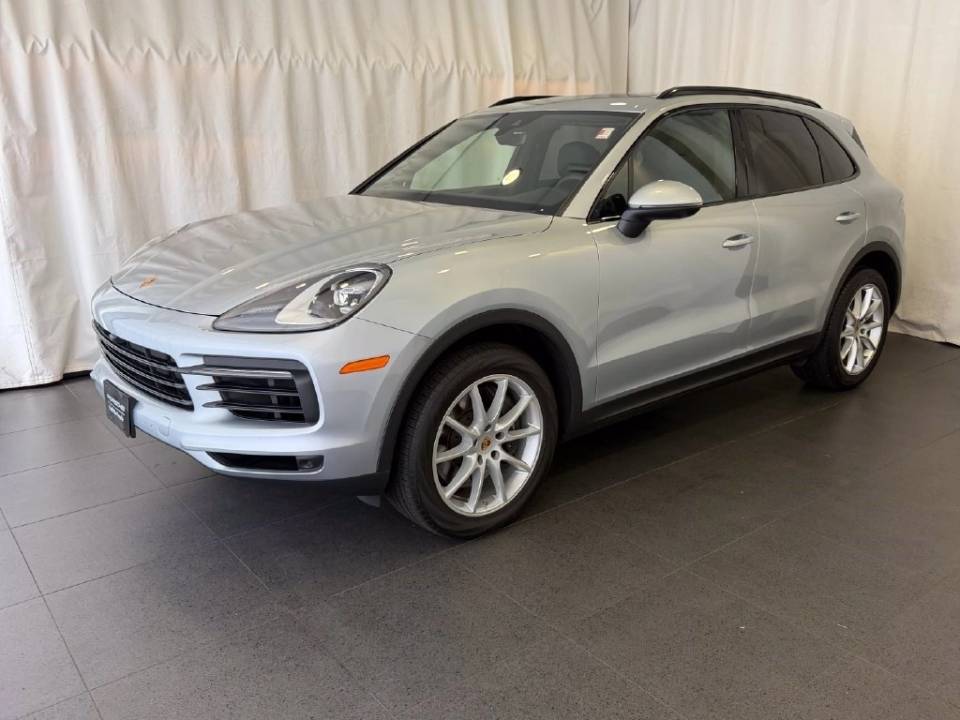 2023 Porsche Cayenne Base