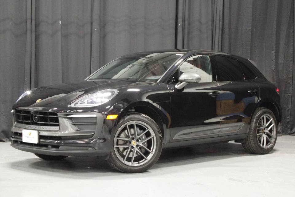 2025 Porsche Macan