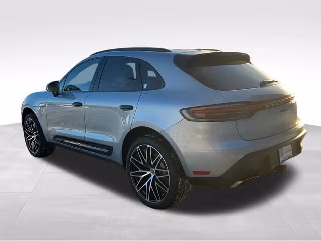 2026 Porsche Macan Base - Photo 18