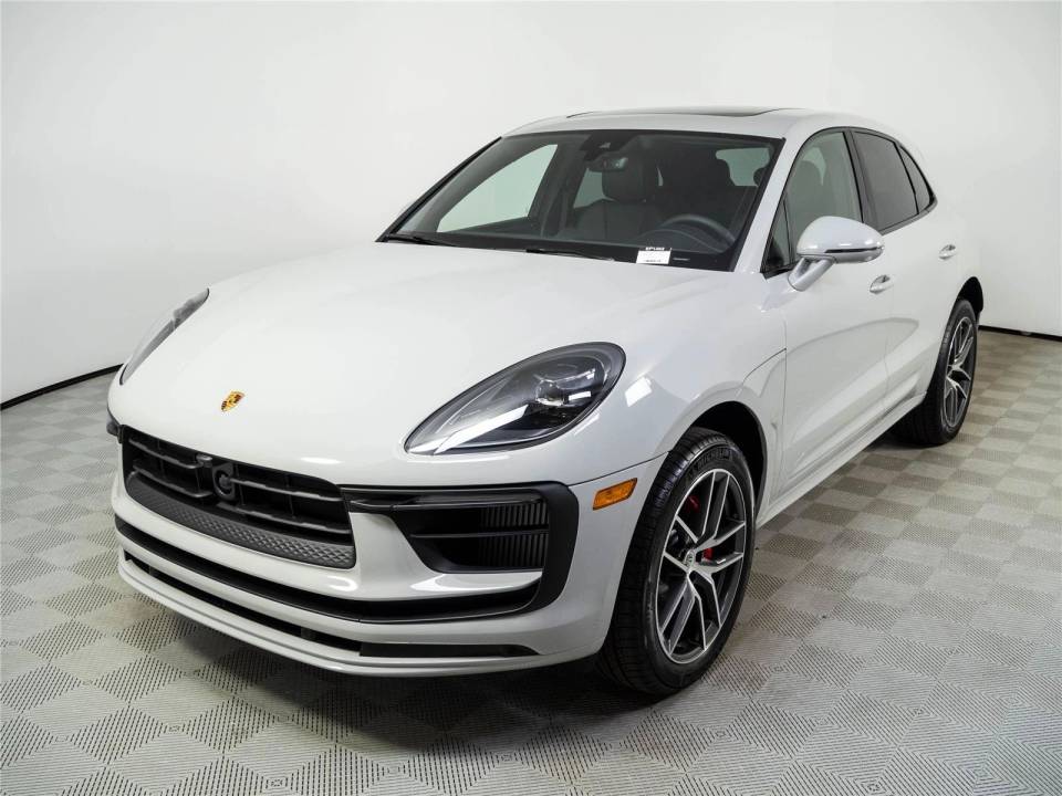 2026 Porsche Macan