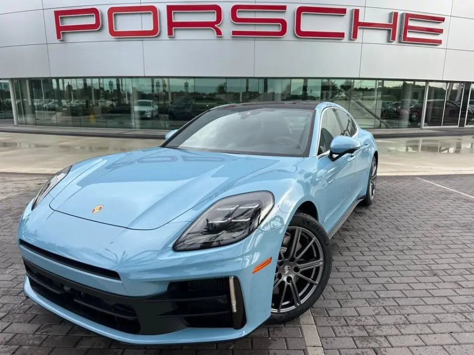 2026 Porsche Panamera 4 E-Hybrid - Photo 7