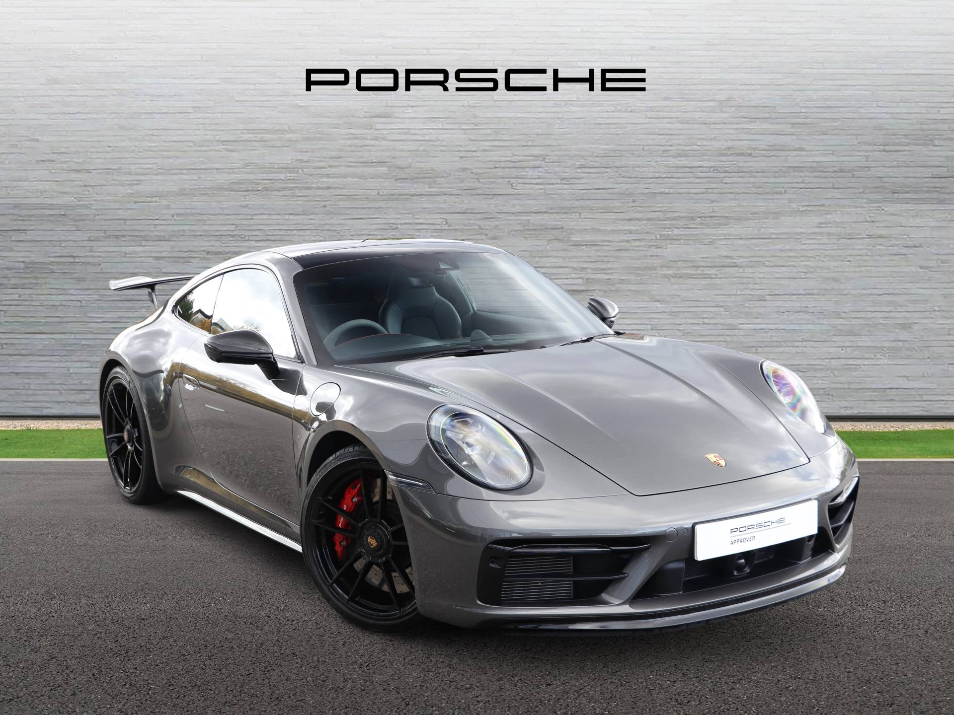 911 Carrera 4 GTS, photo 1 of 38