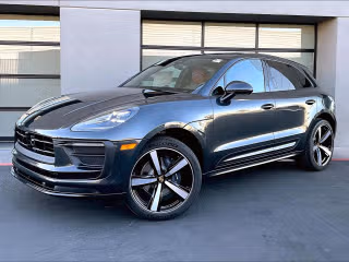 2026 Porsche Macan's photo
